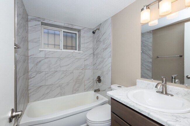 Building Photo - Fillmore Flats