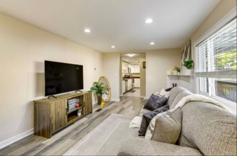 Building Photo - 1108 Valley View Ave