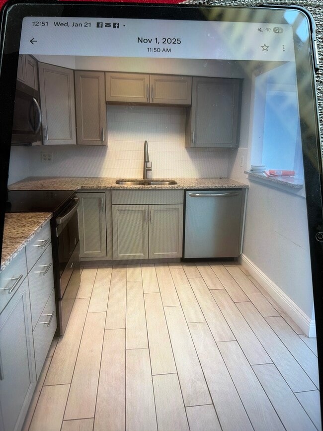 Building Photo - 5372 4th St N