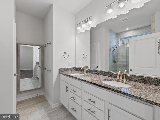 Building Photo - 6248 Zinnia Ln