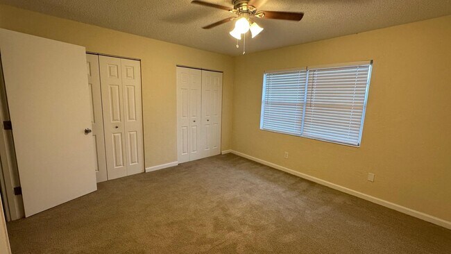 Building Photo - 416 N. Grandview Ave.