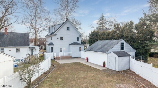 Building Photo - 71 Broad St