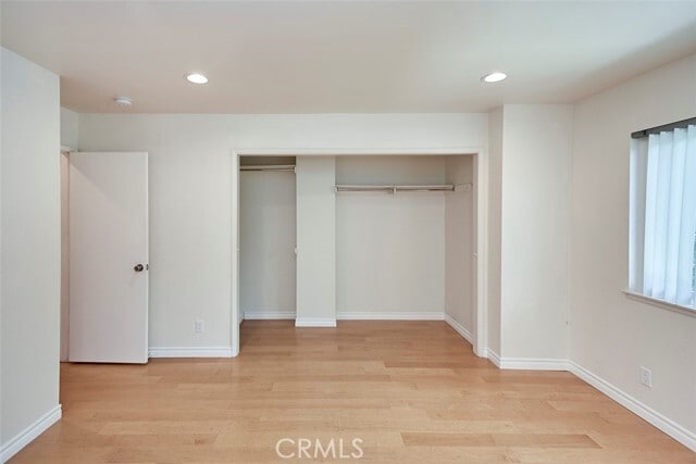 Building Photo - 28035 Ridgebrook Ct