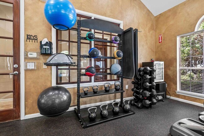 Building Photo - Where Life Feels Good