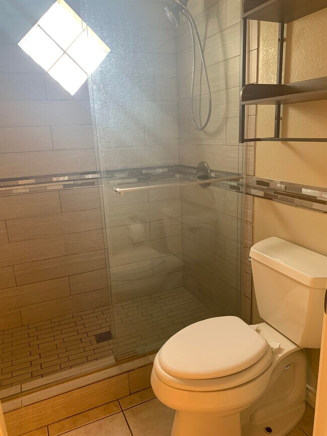 Building Photo - 510 Shiloh Dr