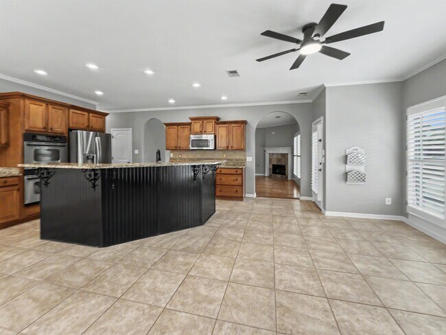 Building Photo - 1706 Mossy Oak Ln