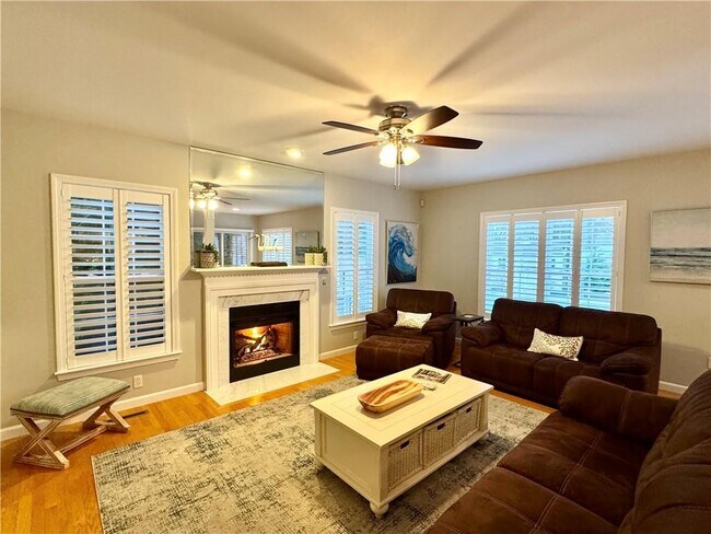 Building Photo - 34 Marian Ave