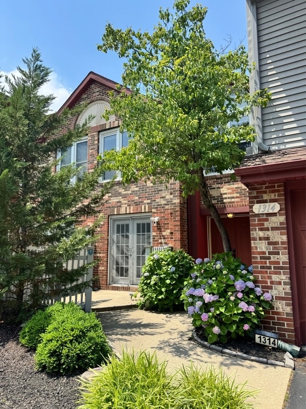Building Photo - 1314 Chanticleer
