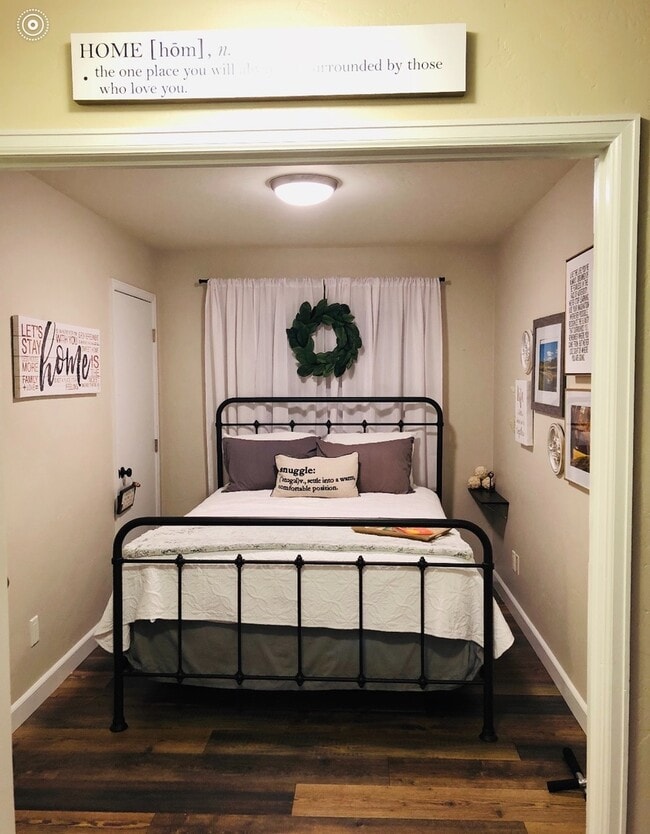 Building Photo - Spacious 4-Bed + Loft, 2.5-Bath Home with Stunning Mountain Views