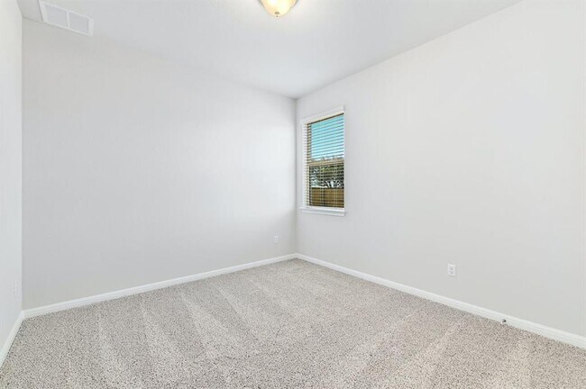 Building Photo - 1021 Kerrwood Wy
