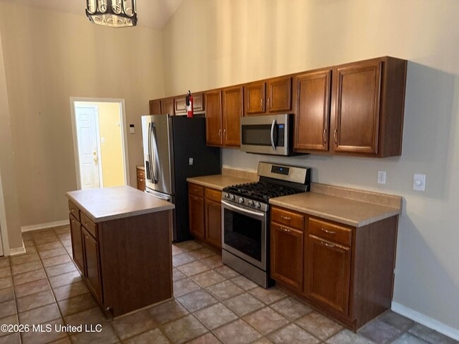 Building Photo - 11267 River Bend Dr