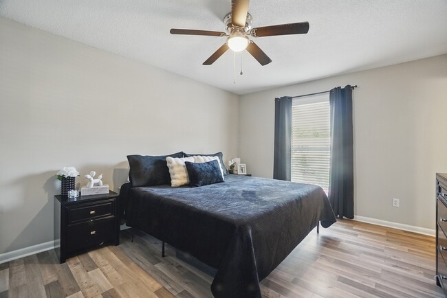 Building Photo - 5009 Ashforth Ct