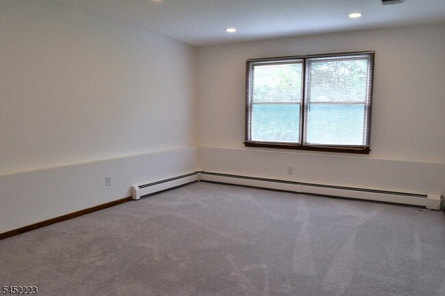 Building Photo - 28 Elmhurst St