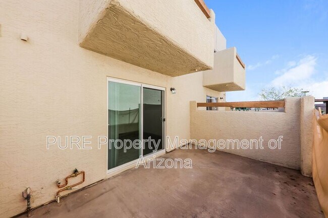 Building Photo - 8842 North 8th St