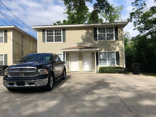 Building Photo - 1304 Pinellas St