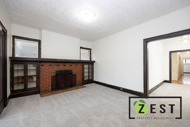 Building Photo - 4016 Hogarth St