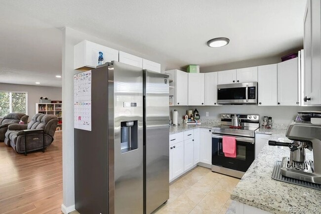 Building Photo - 4 Bedroom Single Family Home in Denver