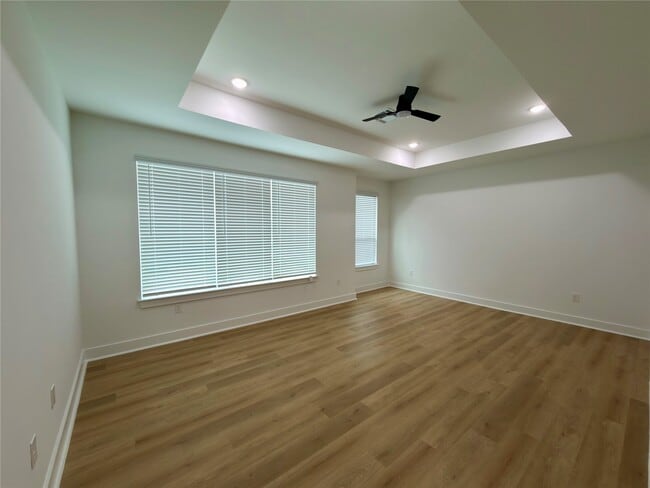 Building Photo - 1806 Benson St