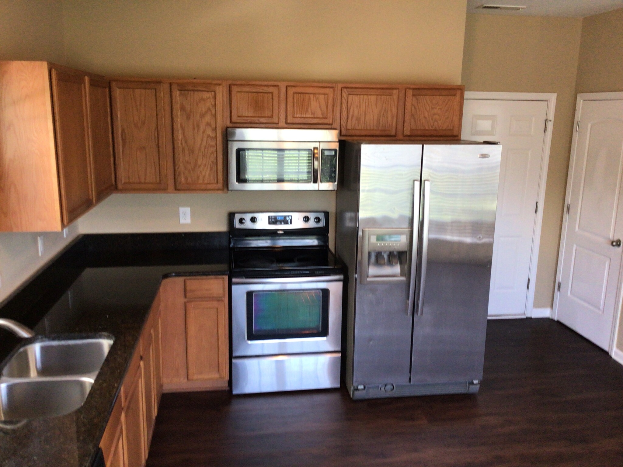 Building Photo - 922 Wolfpack Way