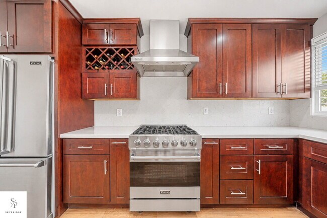 Building Photo - Bright 3BR Rosemead Rental: Self-Contained Unit with Private Entry & Driveway Parking