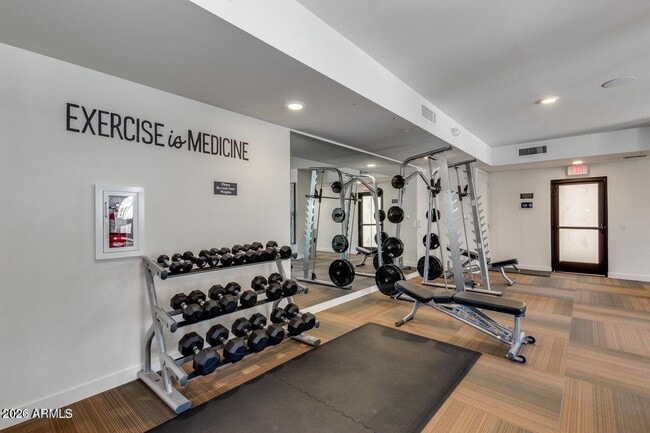 Building Photo - 2511 W Queen Creek Rd