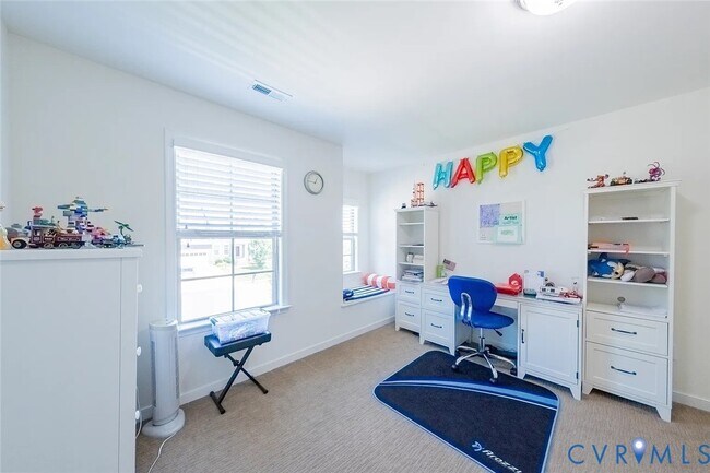 Building Photo - 5001 Maben Hill Ln