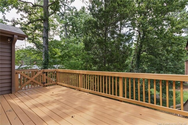 Building Photo - 5500 Fortunes Ridge Dr