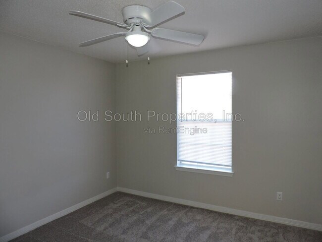 Building Photo - 555 Batten Blvd