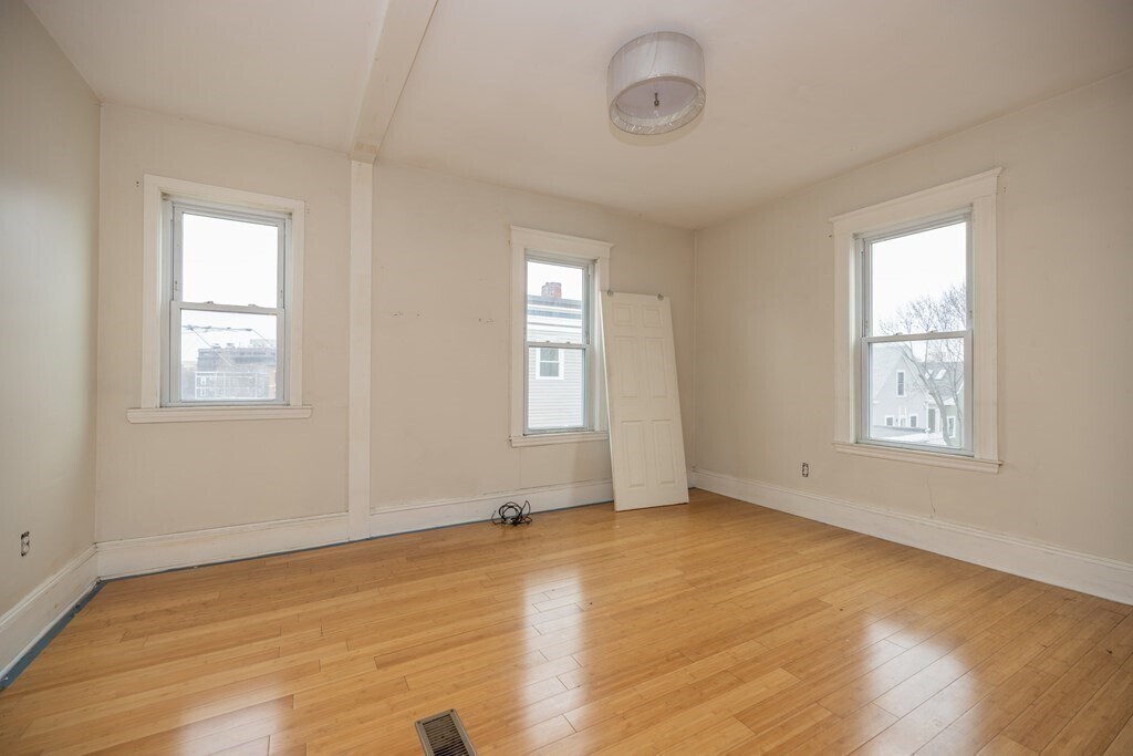 Building Photo - 339 Allston St