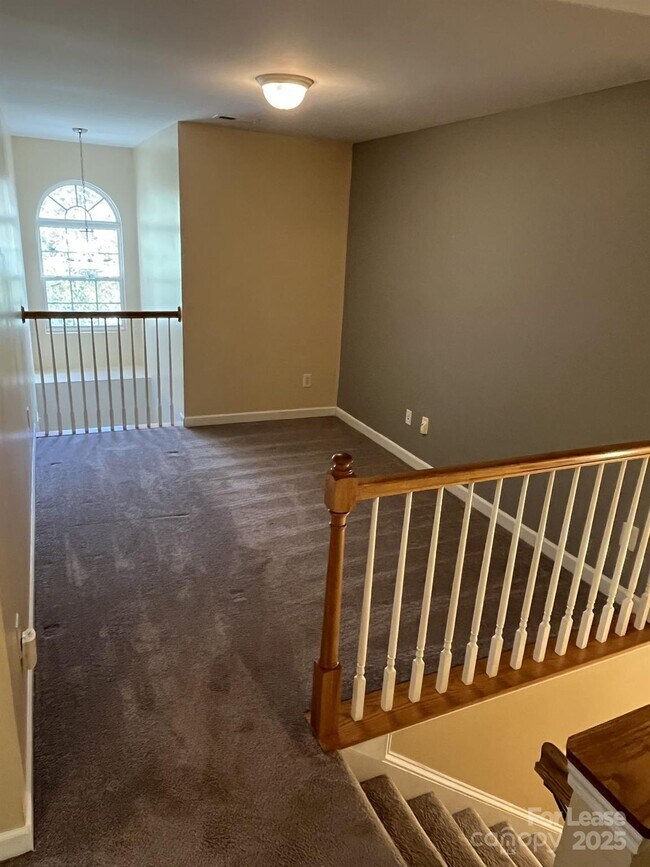 Building Photo - 8619 Delamere Ln