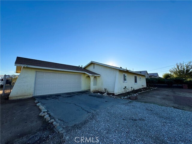 Primary Photo - 18393 Catalpa St