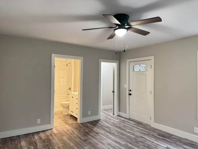 Building Photo - Dual Suite Privacy! Perfect for Roommates — Minutes to APSU & Downtown