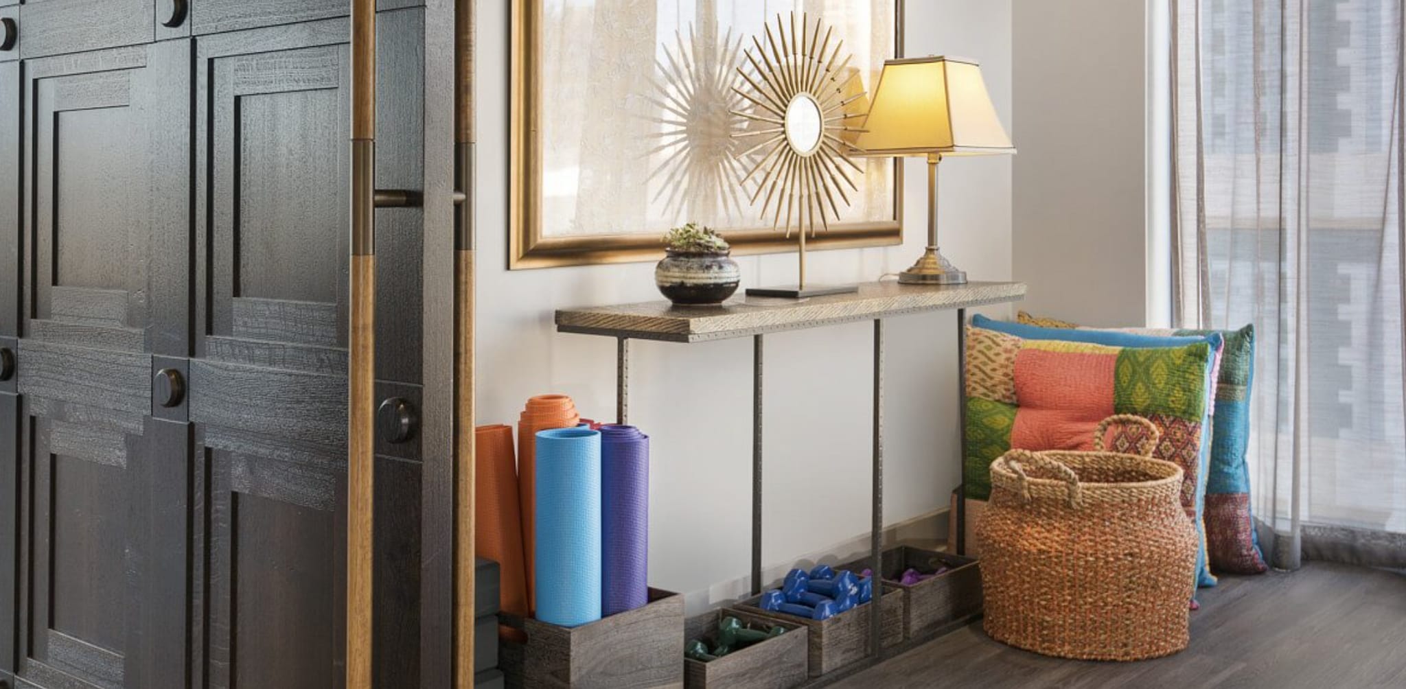 Building Photo - 1212 N La Salle Dr