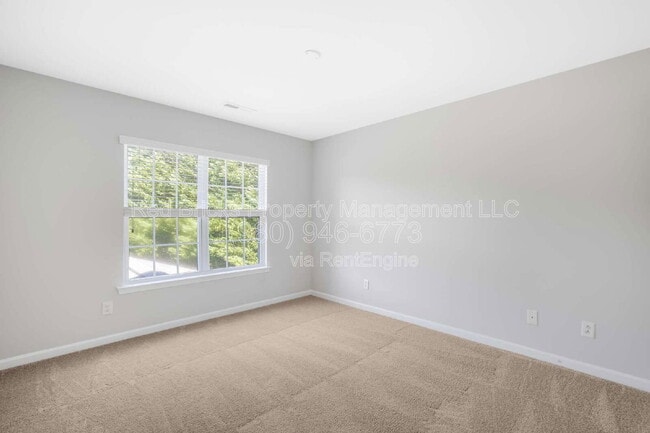 Building Photo - 9621 Cheery Meadow Dr