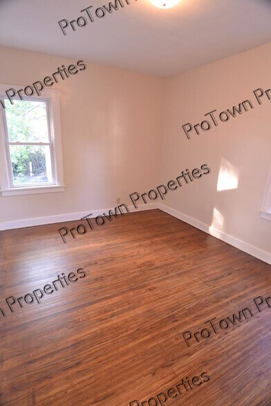Building Photo - 812 Morgan St