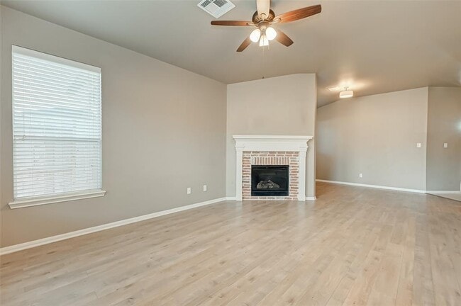 Building Photo - 2439 Marquette Trail