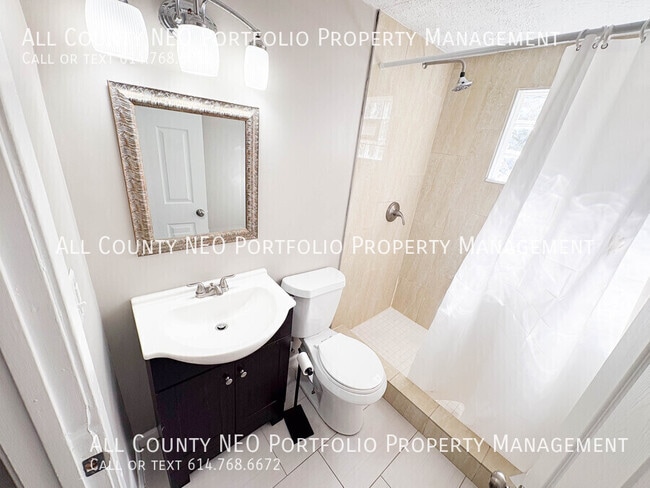 Building Photo - 3583 Carthage Ct