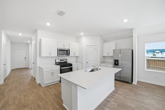 Building Photo - 132 LAS LOMAS Dr