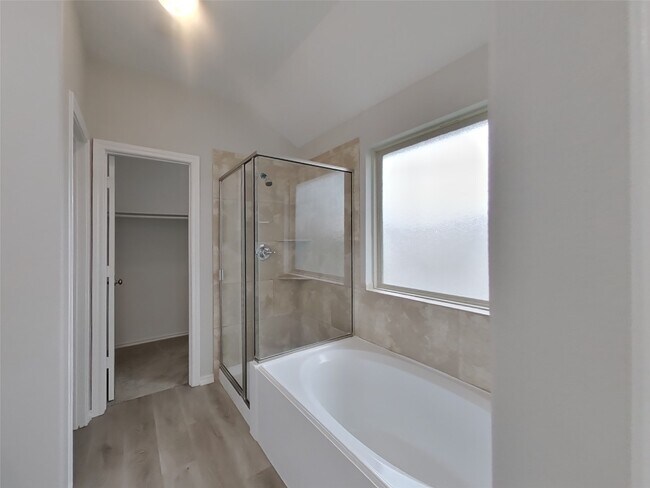 Building Photo - 1411 Seagler Pond Ln