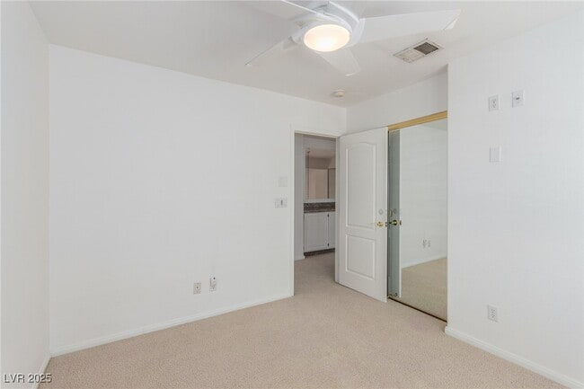 Building Photo - 3030 Cooper Creek Dr