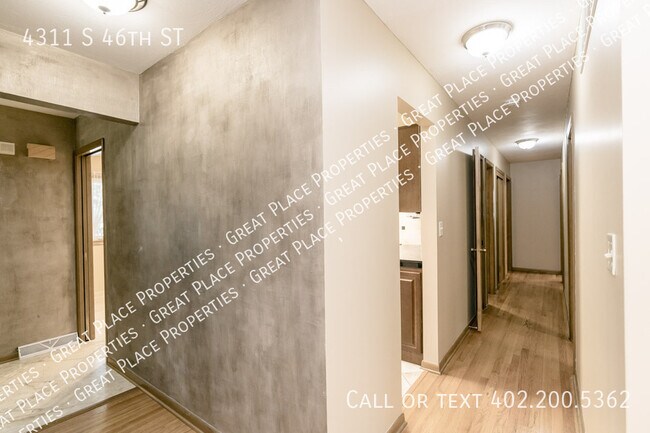 Building Photo - 4311 S 46th St