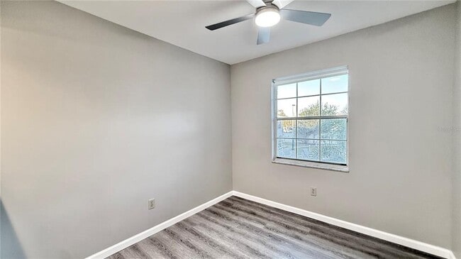 Building Photo - 22333 Edgewater Dr