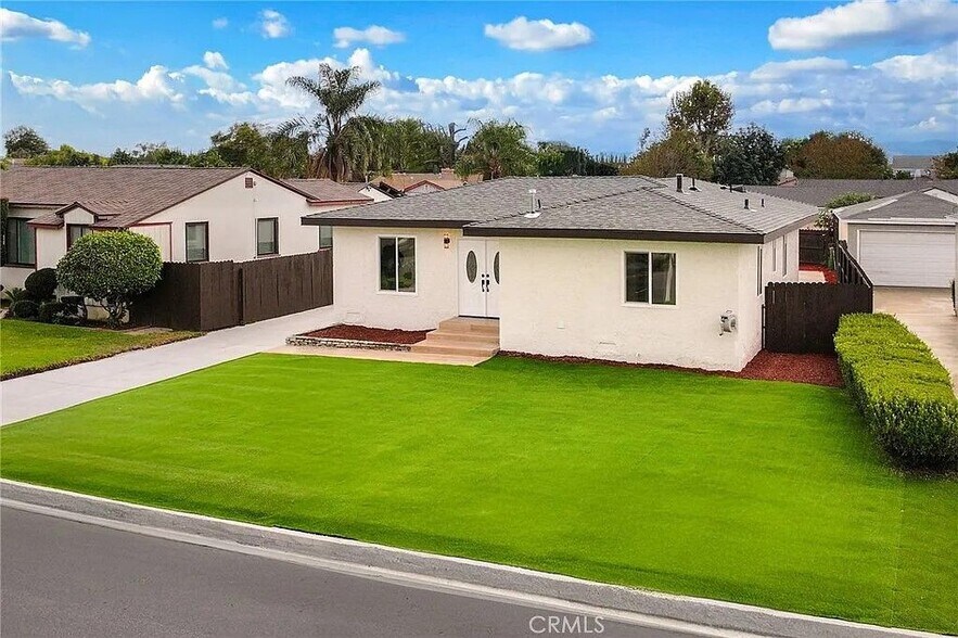 Building Photo - 344 Pamela Rd