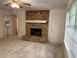 Building Photo - 5357 Wonder Dr