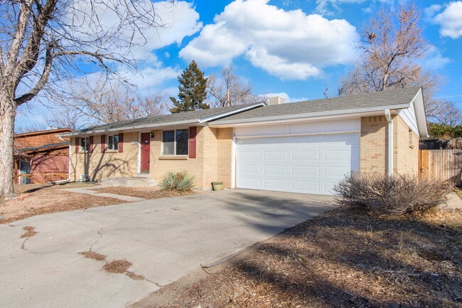 Building Photo - 7634 Newland St