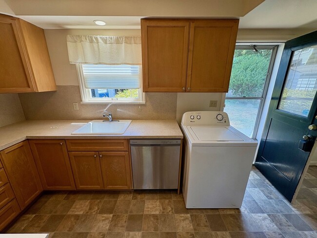 Building Photo - Magnolia Home
