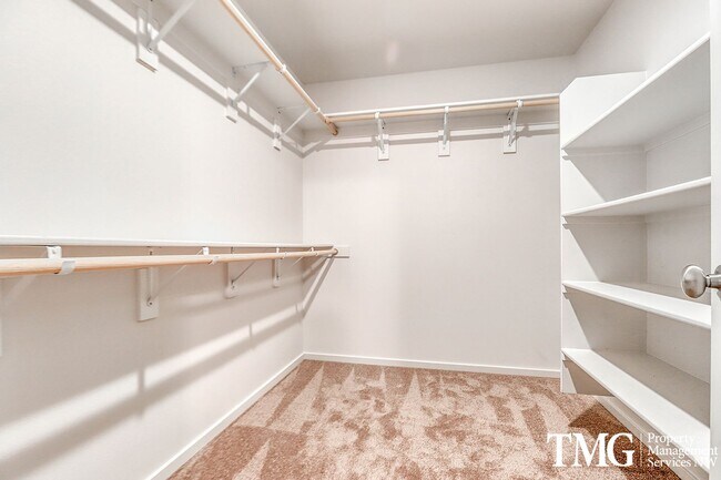 Building Photo - Pre Leasing 3 BD/2.5- Pet Friendly Home