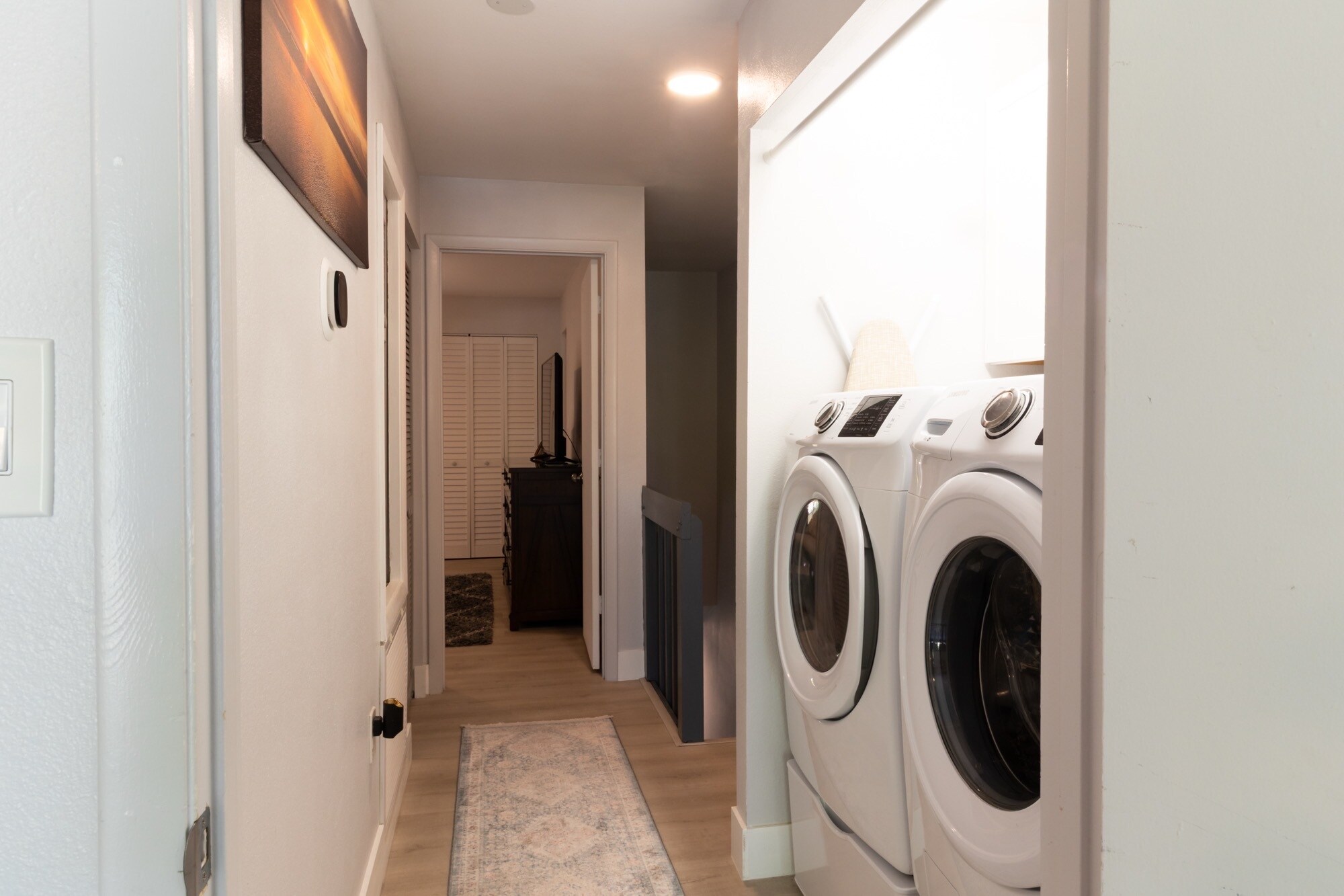 Laundry - 906 Sunridge Dr