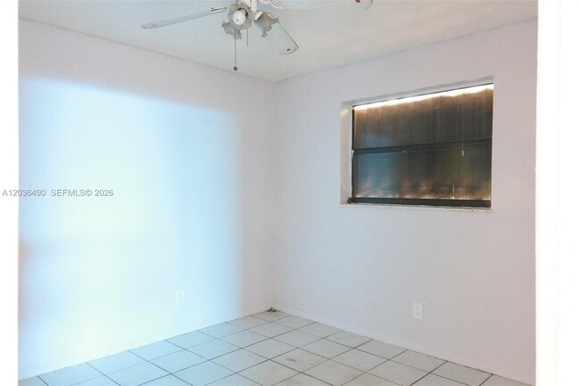 Building Photo - 1321 N 58th Ave