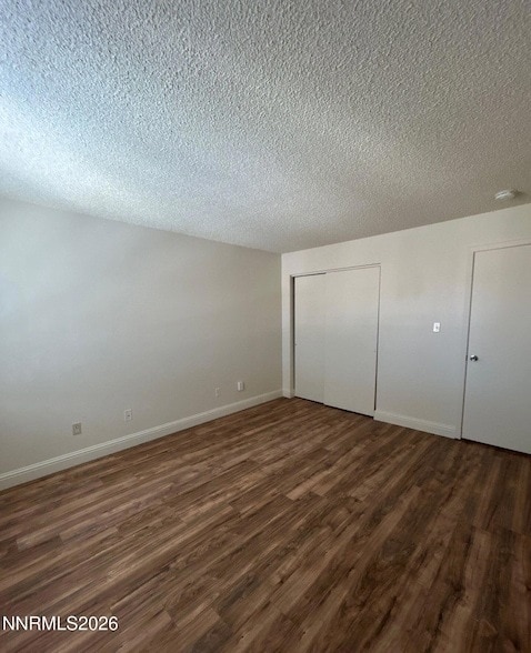 Building Photo - 1410 E 9th St